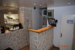 Hostel Lyonnais